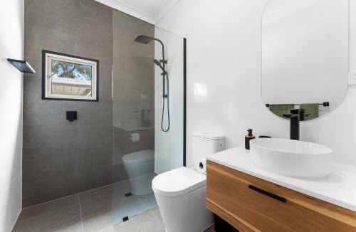Clare House | Trail Side Cottage