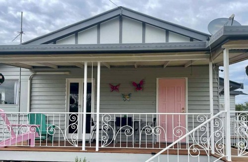 Leyburn House | Tranquil 2-Bedroom House Rental in Historic Leyburn