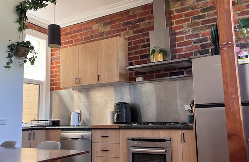 Brunswick House | Tranquil house in vibrant Brunswick, close to City.