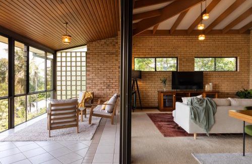 Eagle Heights House | Tranquil mountain escape with bushland views