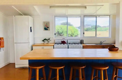 Hellyer Beach House | Tranquil Private Tasmanian Island