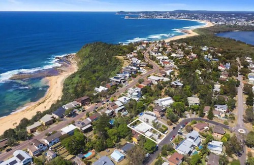 Forresters Beach House | Tranquil Seaside Haven