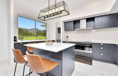 Pokolbin House | Tranquil Vista Luxury Ultimate Weekend Haven