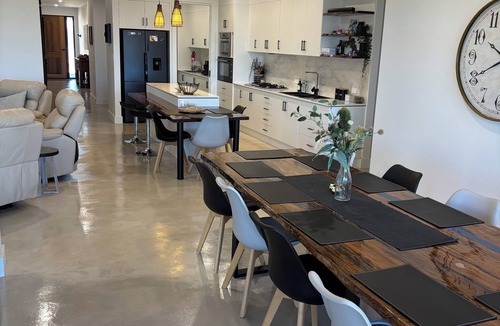 Wallaroo House | Tranquility By The Beach Wallaroo Water Front Property