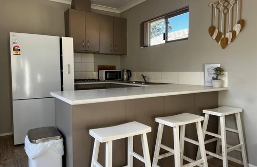 Gosnells House | Transit Nest - A 2BRM Sepal Stay