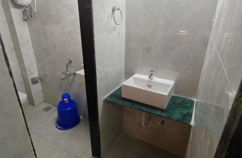 Sakinaka Hostel | Transit Stay Dormitory