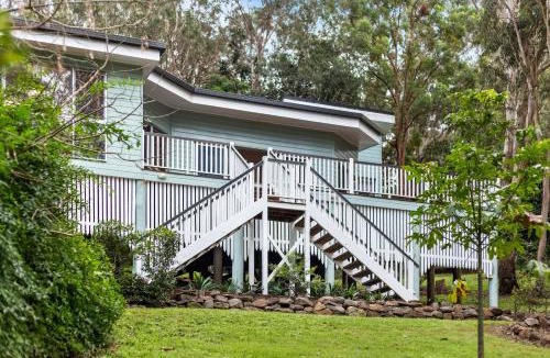Middle Ridge House | Tree House Toowoomba - Peace & Quiet in tree tops