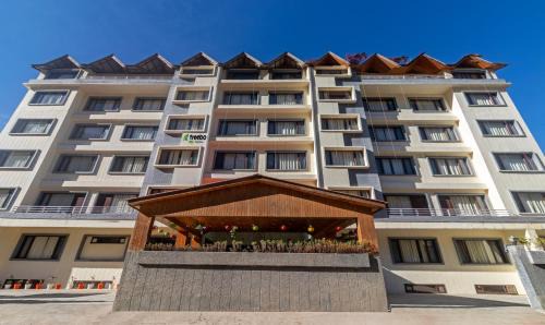 Manali Hotel | Treebo Premium Kapalin Resorts With Mountain View