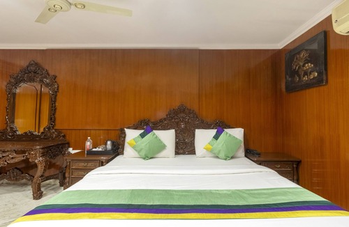 Murgesh Pallya Hotel | Treebo Seven Olives Hal