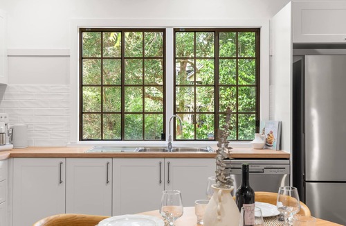 Maleny House | Treehaven House & Cottage - Maleny Retreat