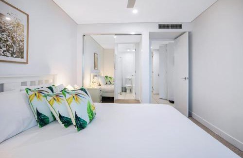 Red Hill Apartment | Treetop Horizons - Experience Red Hills Local Vibe