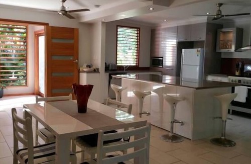 Trinity Beach House | Trinity Beach for Families and couples