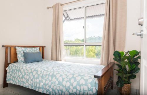 Woolner Apartment | Tropical Bliss in Woolner