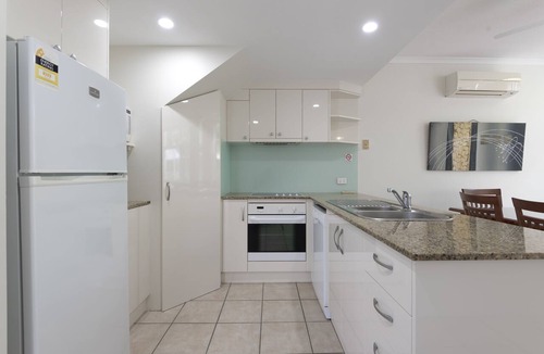 Port Douglas Apartment | Tropical Nites