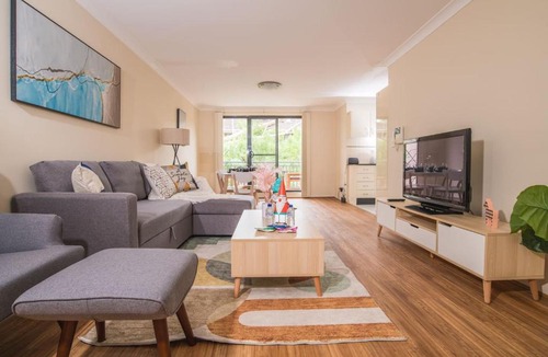 Ashfield Apartment | True Comfort! 3bed2bath APT near Ashfield Station!
