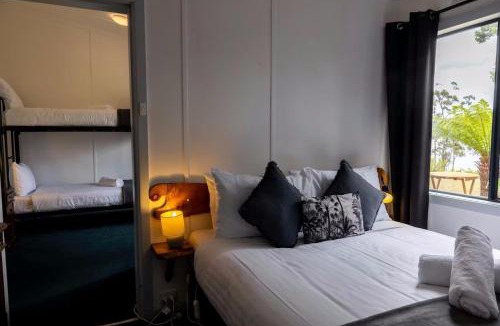 Tullah Hotel | Tullah Lakeside Lodge