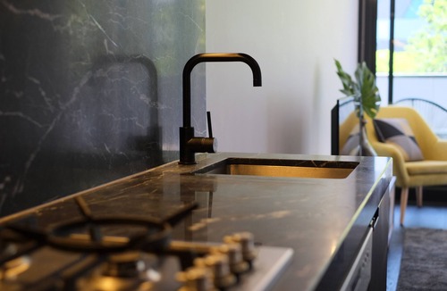 North Melbourne Apartment | Turnkey Accommodation – North Melbourne