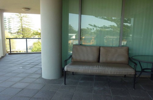 Forster Apartment | Twin Pines 301 - CBD Location