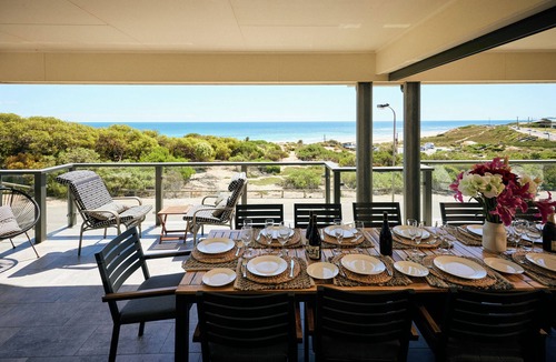 Aldinga Beach Apartment | Two bed Apartment with fabulous sea veiws