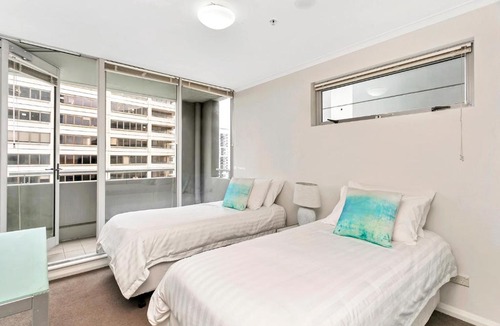 St. Leonards Apartment | Two Bedroom Apartment Atchison St(LN701)
