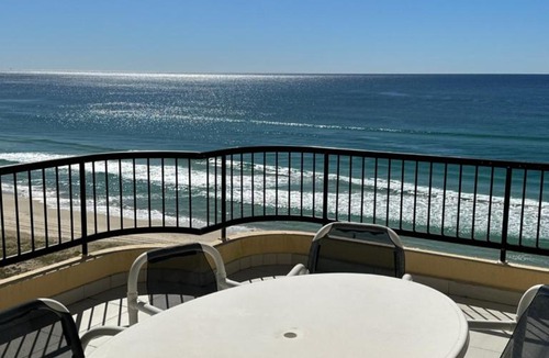 Tugun Apartment | Two Bedroom Ocean View Penthouse at Pelican Sands
