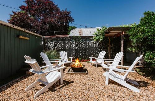 Central Mudgee House | Two Daughters Cottage - Refined Country Living