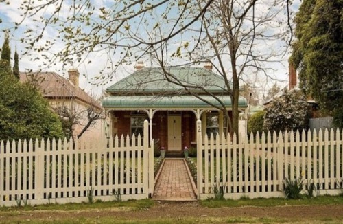 Beechworth House | Two Finch Street Beechworth