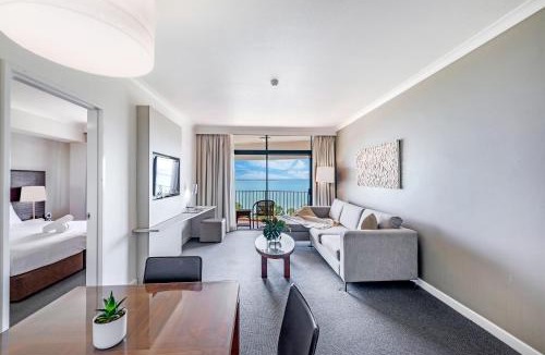 Darwin City Centre Apartment | Two Private Oceanview Suites with Resort Pool