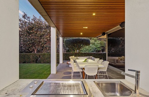 Kingscliff House | Ultimate Beachfront Escape with Pool
