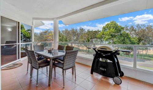 Wongaling Beach House | Ulysses 10 Ocean Dunk Island Views