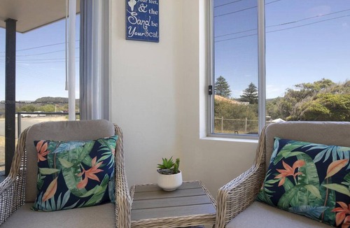 Umina Beach Apartment | UMINA BEACH OCEAN VIEW - WATERFRONT UMINA BEACH