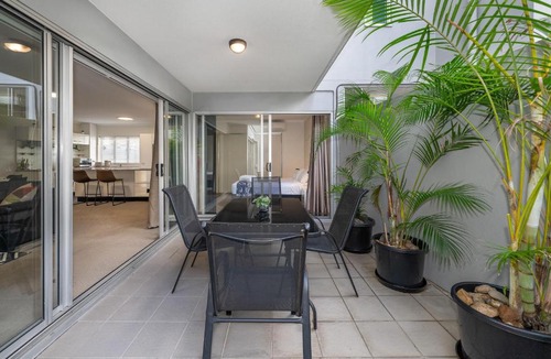 Fortitude Valley Apartment | Unbeatable Convenience, the City on your Doorstep U4