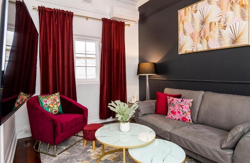 West Perth Apartment | Unique Heritage One Bed Apartment