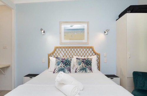 Nelly Bay Apartment | Unit 133 Amaroo Standard Twin Studio Apartment