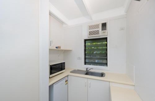 Nelly Bay Apartment | Unit 133 Amaroo Standard Twin Studio Apartment