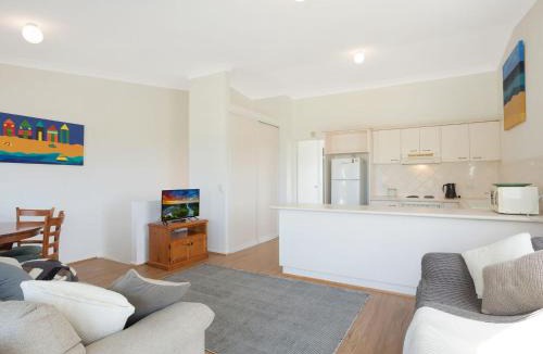 Dalmeny Apartment | Unit 2 43 Noble Parade Dalmeny