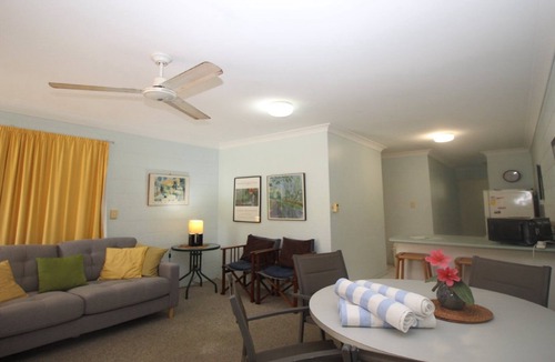 Arcadia Apartment | Unit 3 Beachcomber, Arcadia
