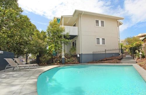 Coolum Beach Apartment | Unit 3 On the Park