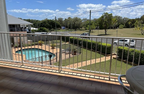 Urangan Apartment | Unit 5 - Stunning views of the Great Sandy Straits - Hervey Bay