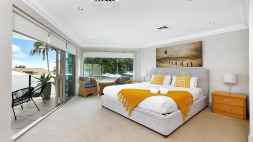 Terrigal House | Unit 9 - 3 Bedroom Part Ocean View