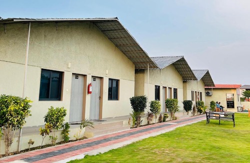 Rajpipla Resort | Unity Sunrise Resort Statue of Unity Ekta Nagar