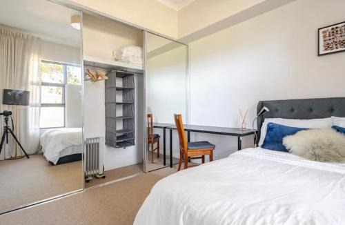 Floreat House | Upscale Neighbourhood Guest Quarters