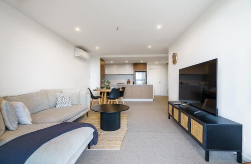 Phillip Apartment | Urban Apt in Phillip 9mins to Canberra Hospital - Hosted by Canstay