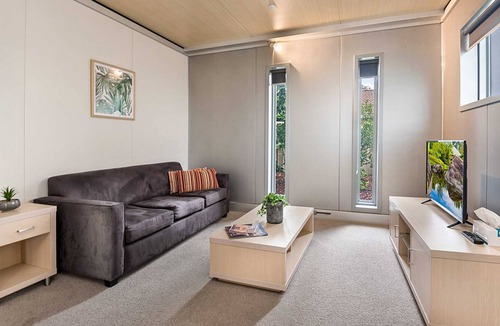 Kangaroo Flat Apartment | Urban Edge Apartment Five