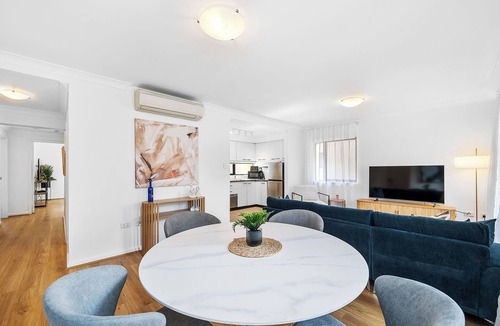 Perth Central Business District Apartment | Urban Escape 2BR Wifi Parking