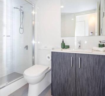 Perth House | Urban Retreat CBD Perth House 4BR 3BA 2PK SLEEP 8!