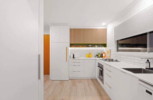Teneriffe Apartment | Urban Sanctuary! 1Bed, 1Bath, 1Car, POOL~Teneriffe