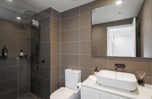 Fortitude Valley Apartment | Utopia Apartments 2 Bed, 2 Bath, Parking, Pool, Gym