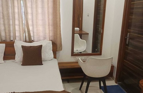 Indore Hotel | Vaatsalya Rooms