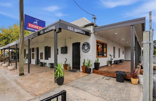 Perthville Apartment | Vale Road Studio Two - 3 Minutes to CBD